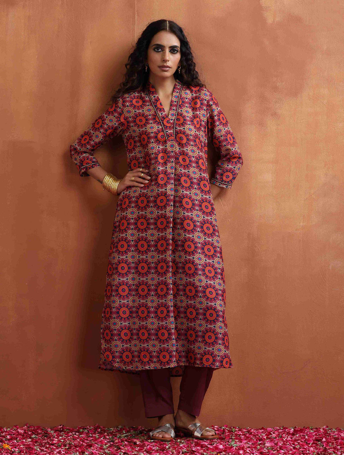 trueBrowns Beige Print Straight Kurta Set | Grocsy