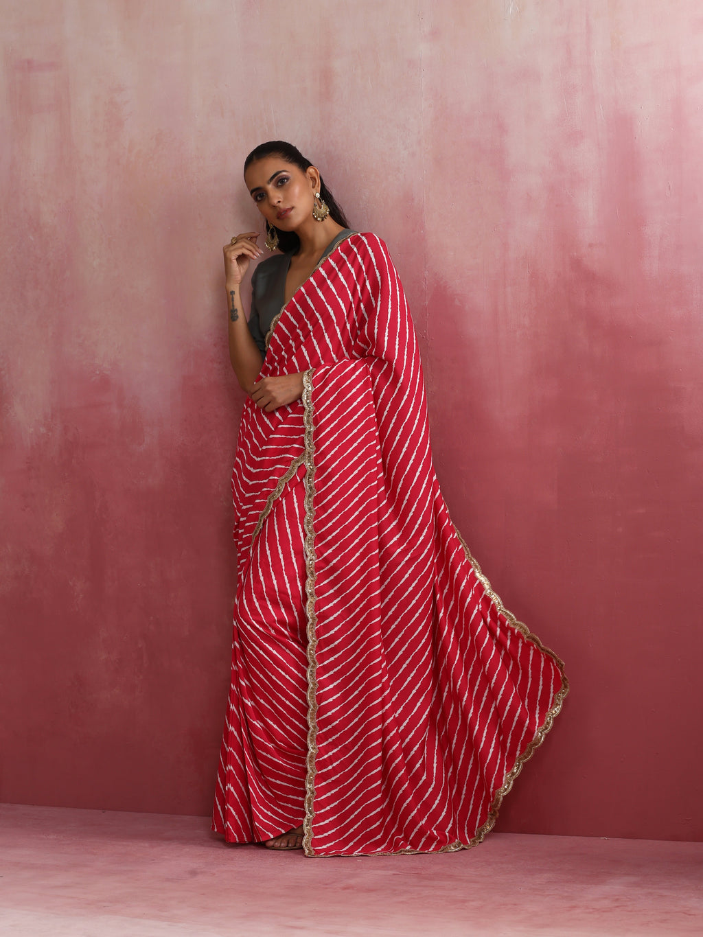 trueBrowns Pink Muslin Silk Saree | Grocsy