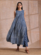trueBrowns Indigo Dabu Zig-Zag Lines Print Cotton Sleeveless Kurta Pant Set | Grocsy