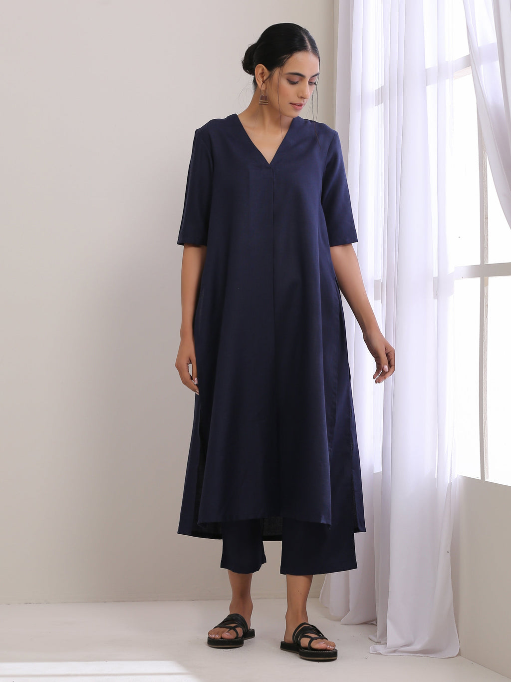 trueBrowns Blue Slub High Slit Kurta Pant Set | Grocsy