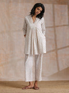 trueBrowns White With Small Floral Booti Print Cotton Pleated Co-Ord Set | Grocsy