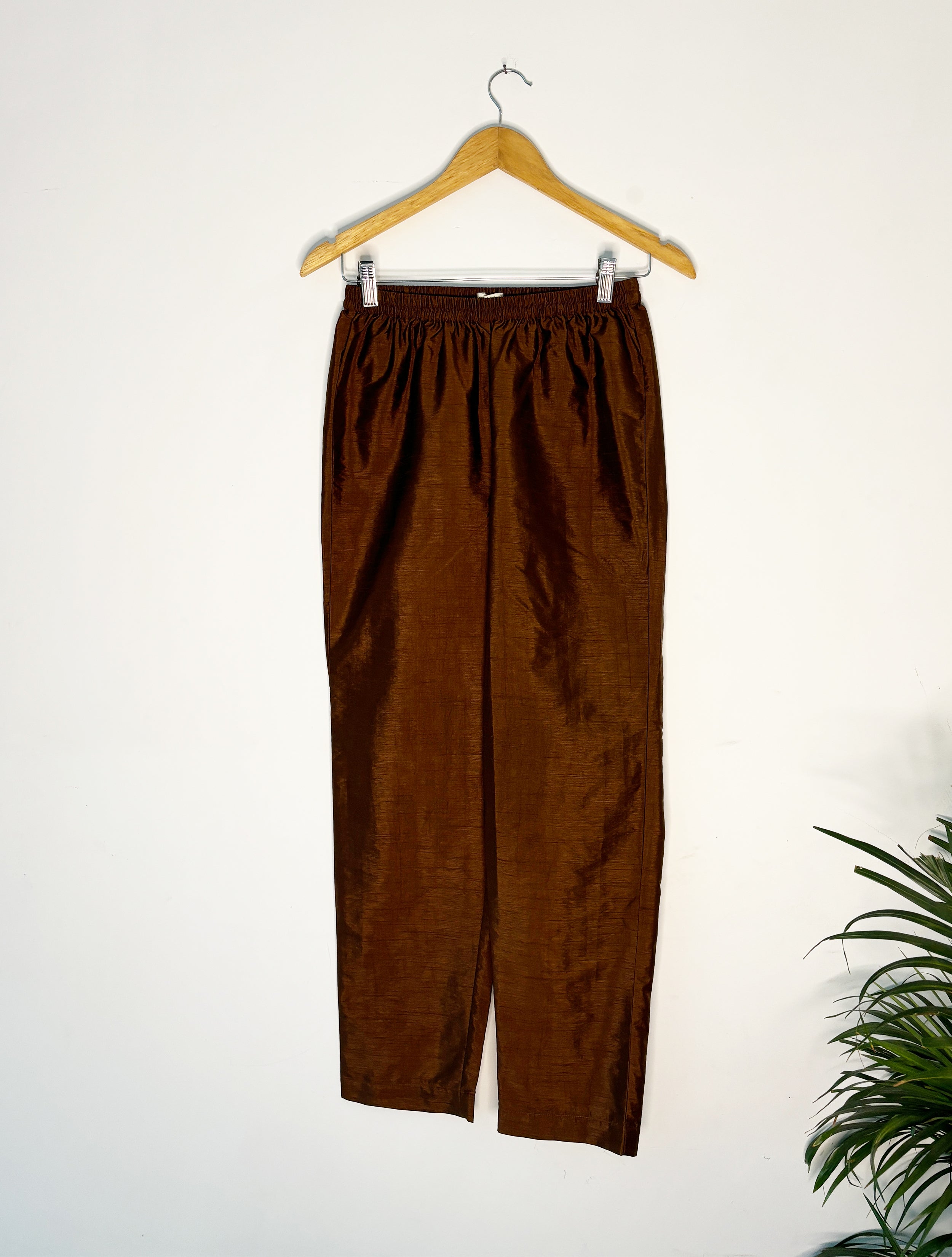 trueBrowns Bronze Silk Bottom | Grocsy