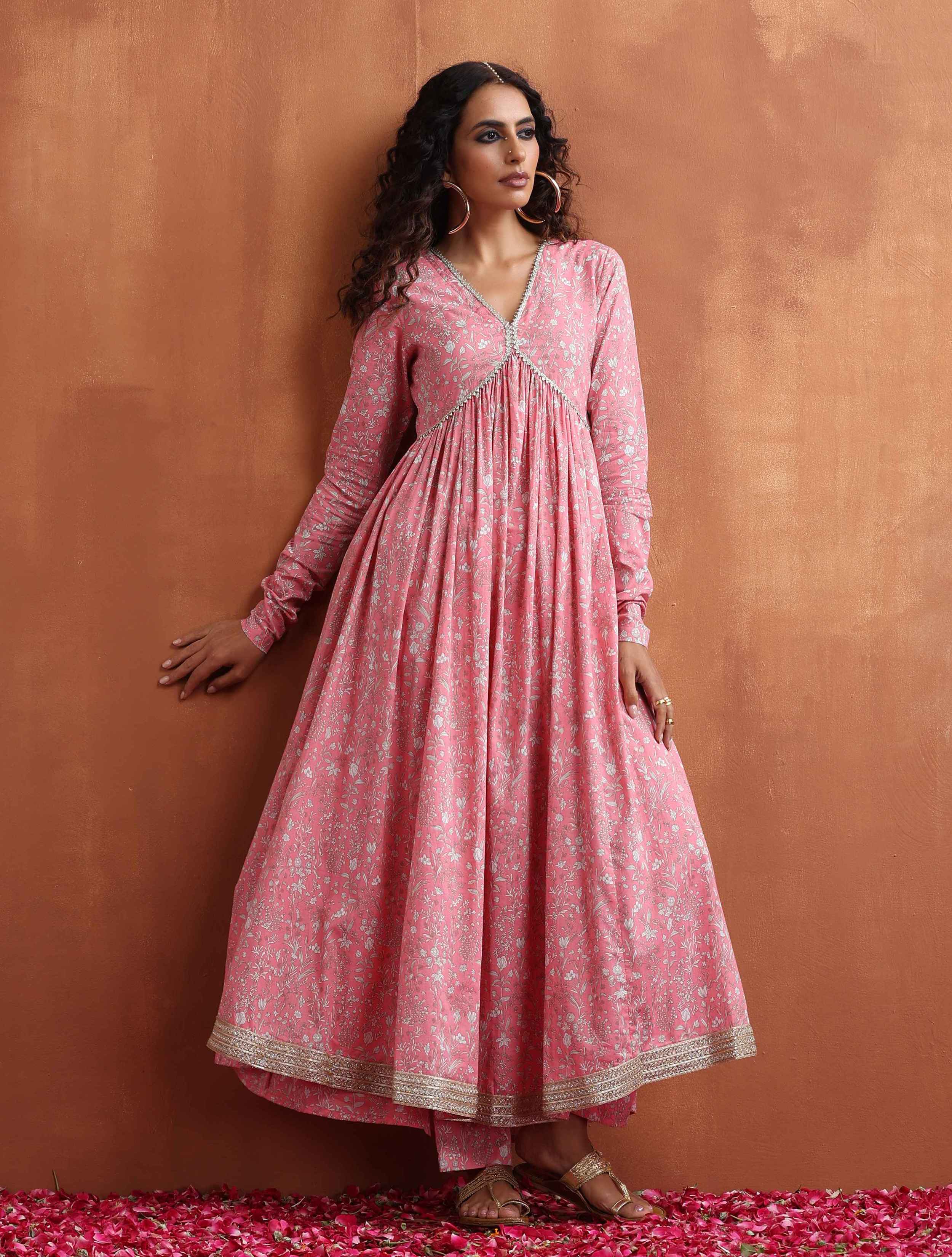 trueBrowns Pink Print Flared Anarkali Kurta Set | Grocsy