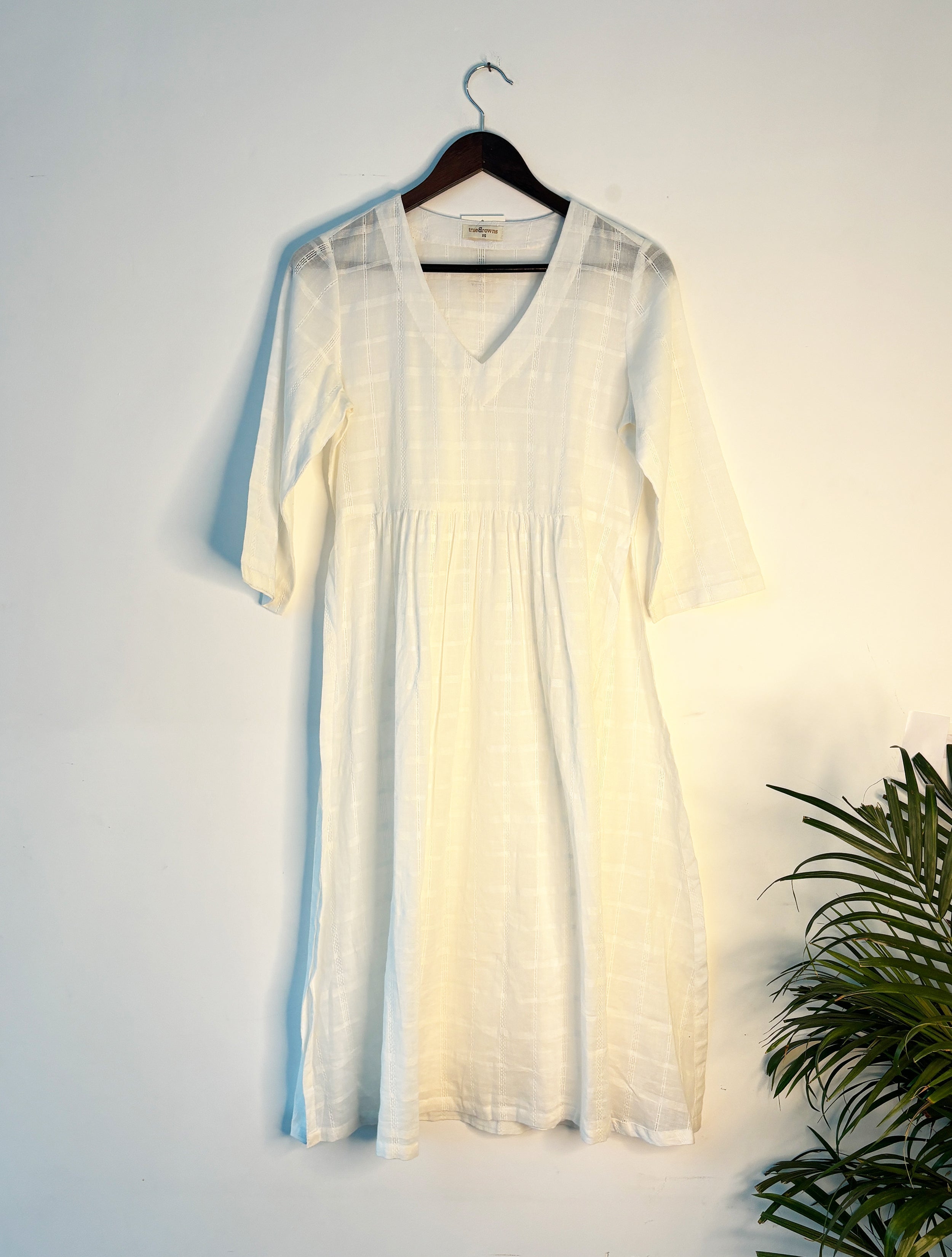 trueBrowns White Square Dobby Kurta | Grocsy
