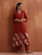 trueBrowns Rust Metallic Straight Kurta Set | Grocsy