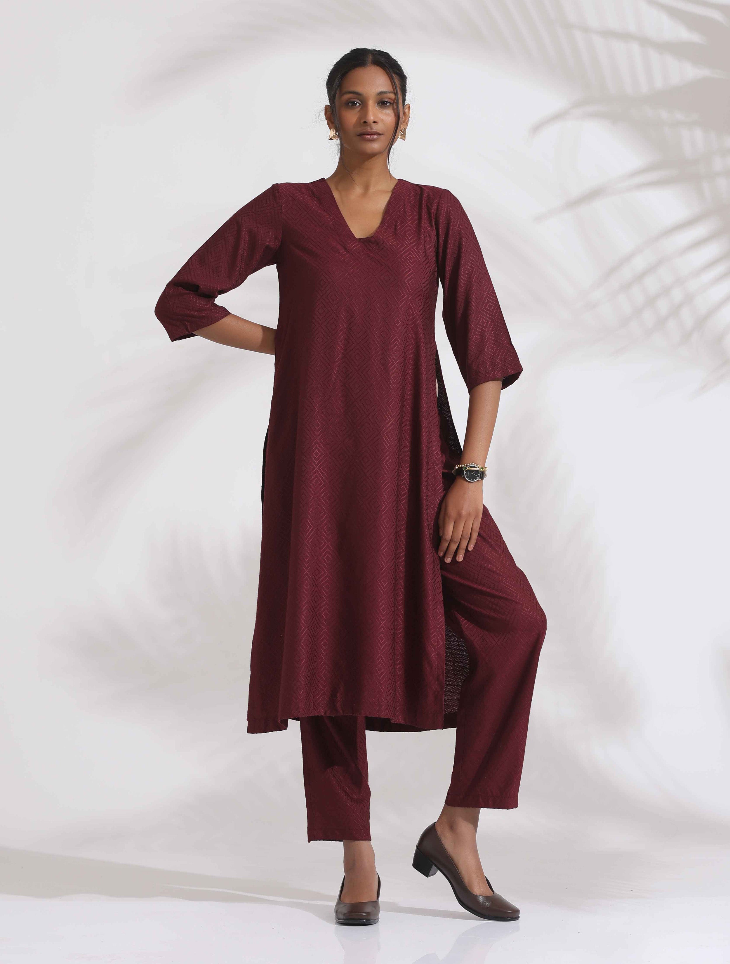 trueBrowns Maroon Dobby Kurta Set | Grocsy