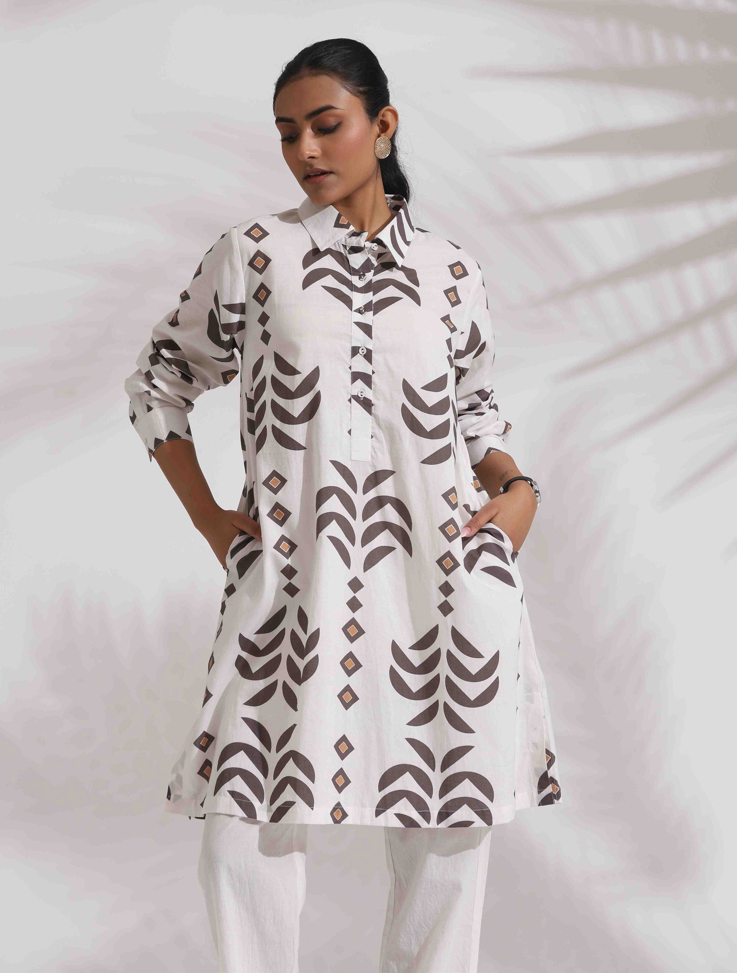 trueBrowns White Cotton Stripe Print Kurta Co-ord Set | Grocsy
