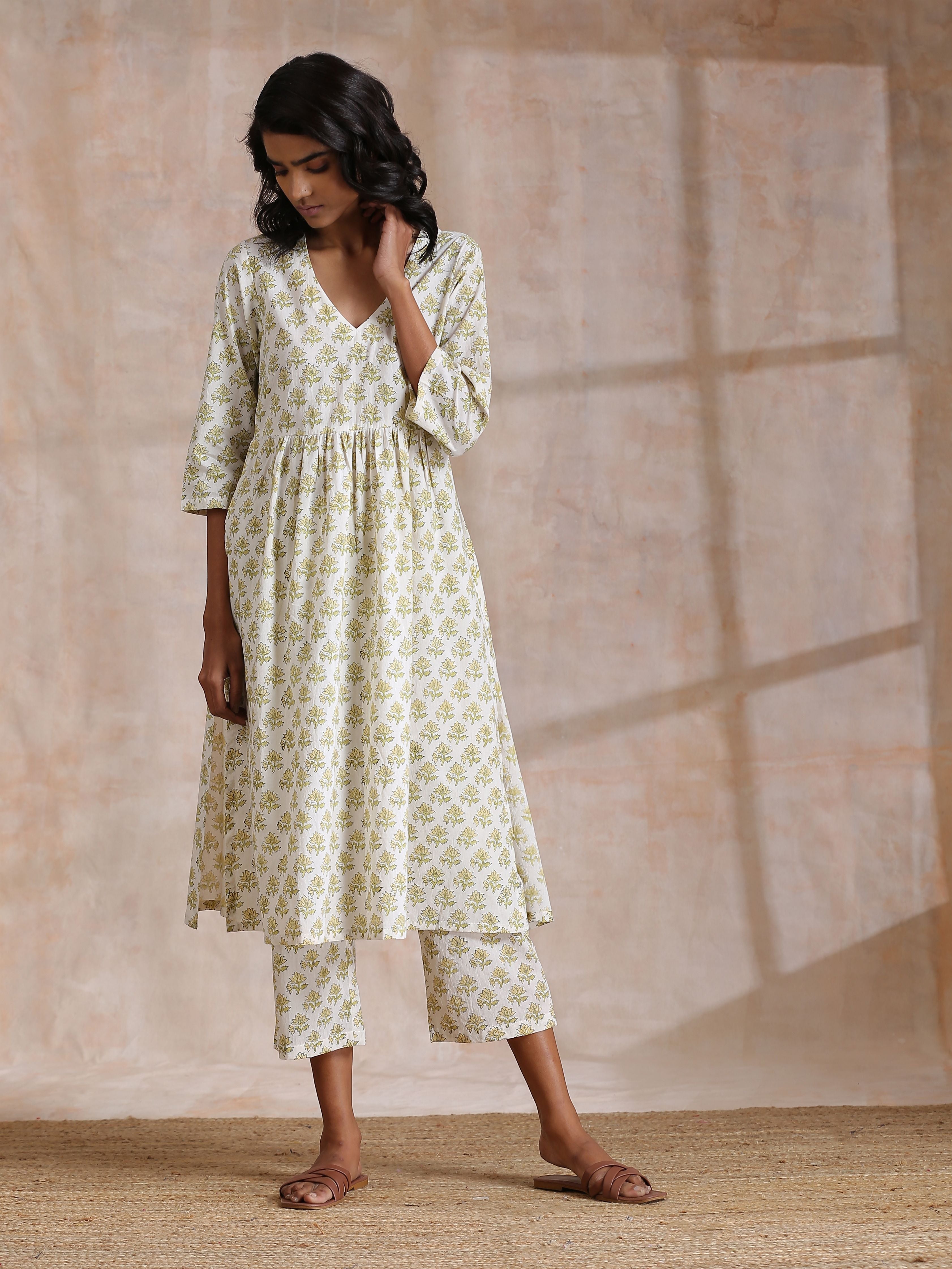 trueBrowns Green Buta On Off White Block Print Cotton Slit Gathered Kurta Set | Grocsy