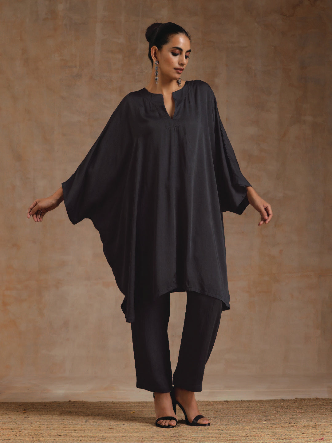 trueBrowns Grey Modal Satin Oversized Round Co-Ord Set | Grocsy