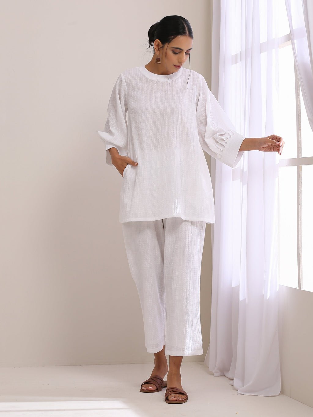 trueBrowns White Dobby Baggy Sleeve Co-Ord Set | Grocsy