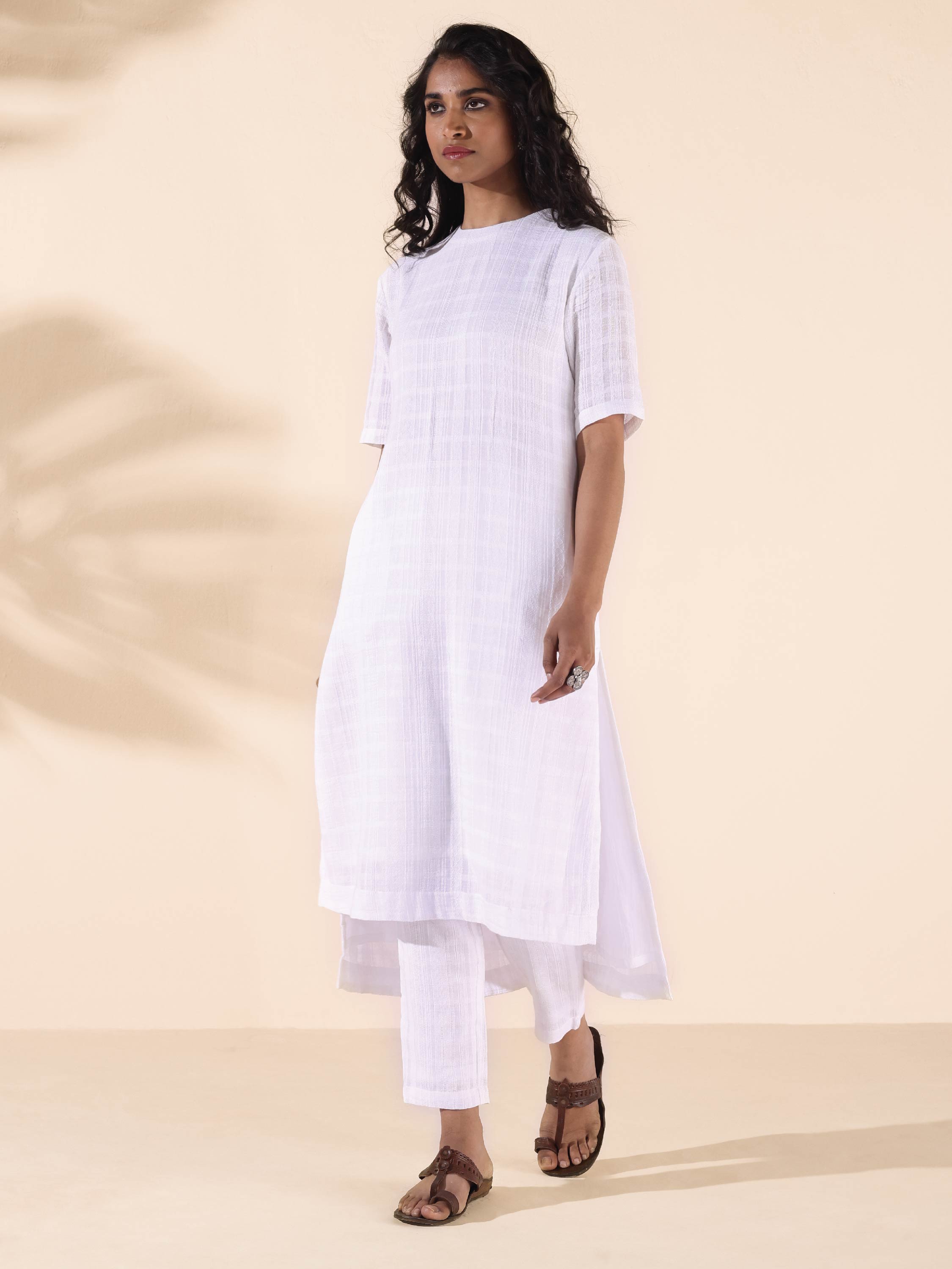 trueBrowns White Cotton Dobby Kurta Pant Set | Grocsy