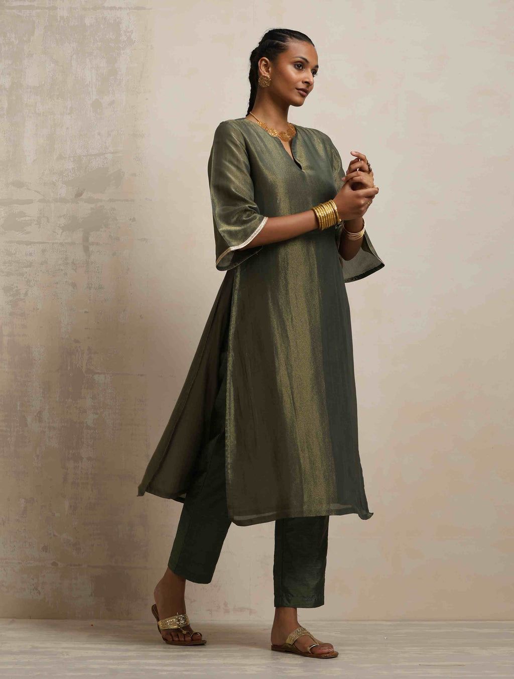 trueBrowns Green Tissue Kurta Set | Grocsy