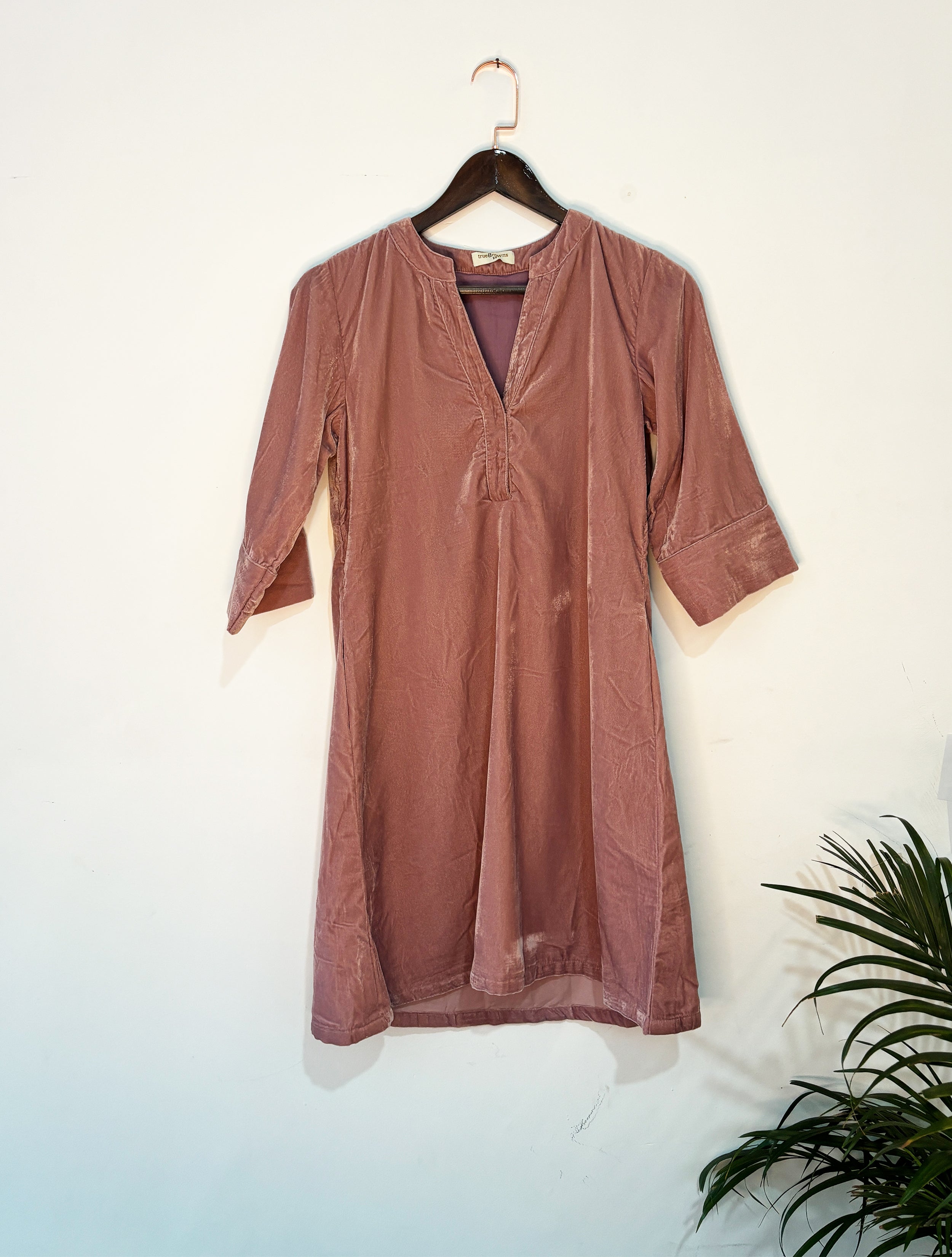 trueBrowns Pink Velvet Co-ord Set | Grocsy