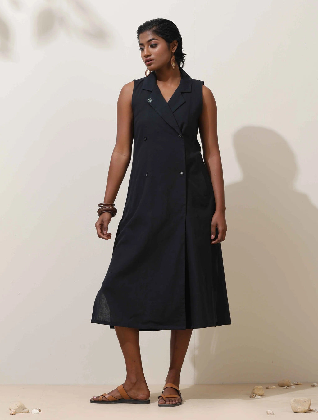 trueBrowns Black Cotton Linen Dress | Grocsy