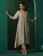 trueBrowns Grey Silk Front Gathered Kurta Pant Set | Grocsy