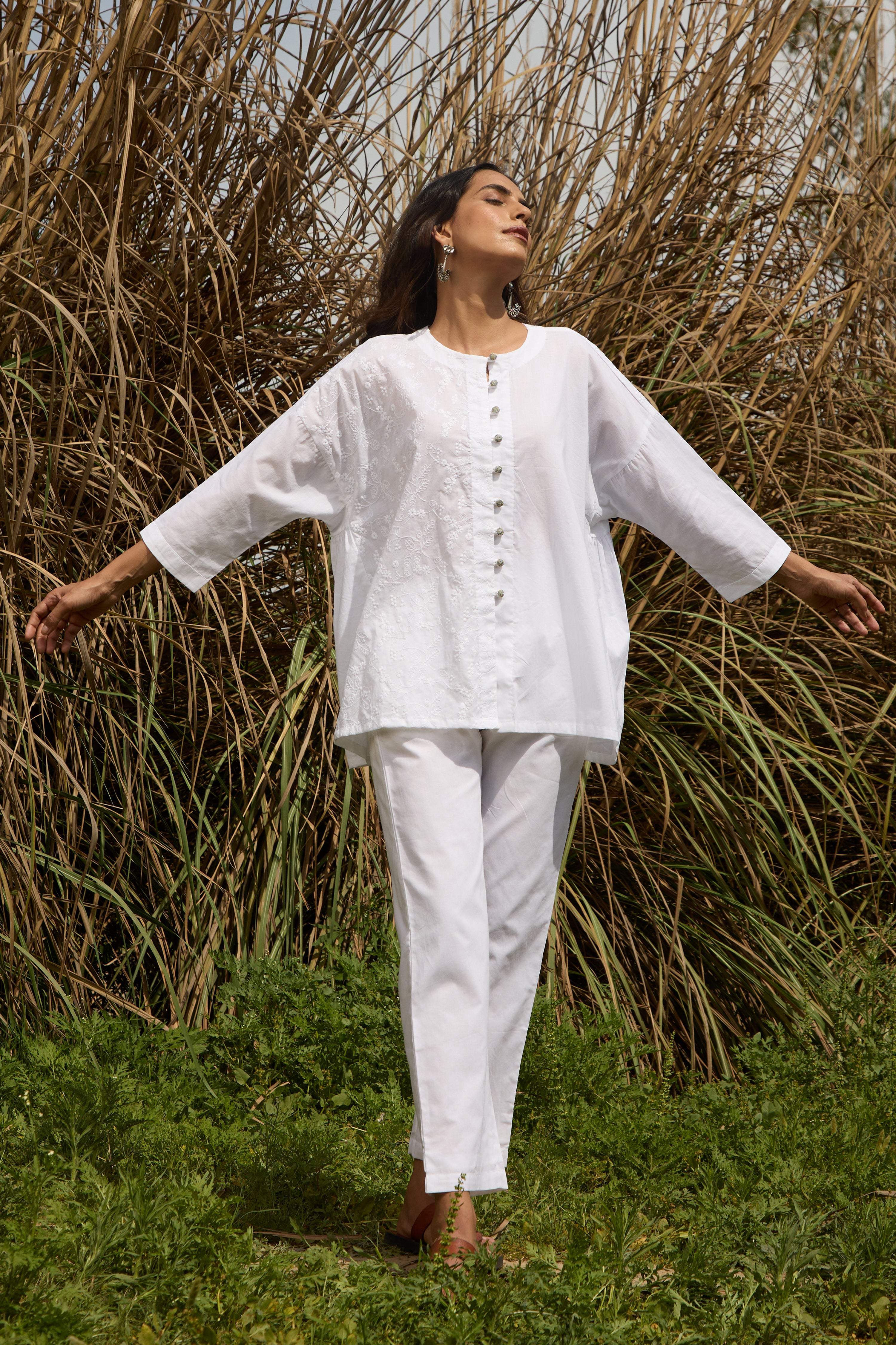 trueBrowns White Cotton Embroidered Relaxed Co-ord Set | Grocsy