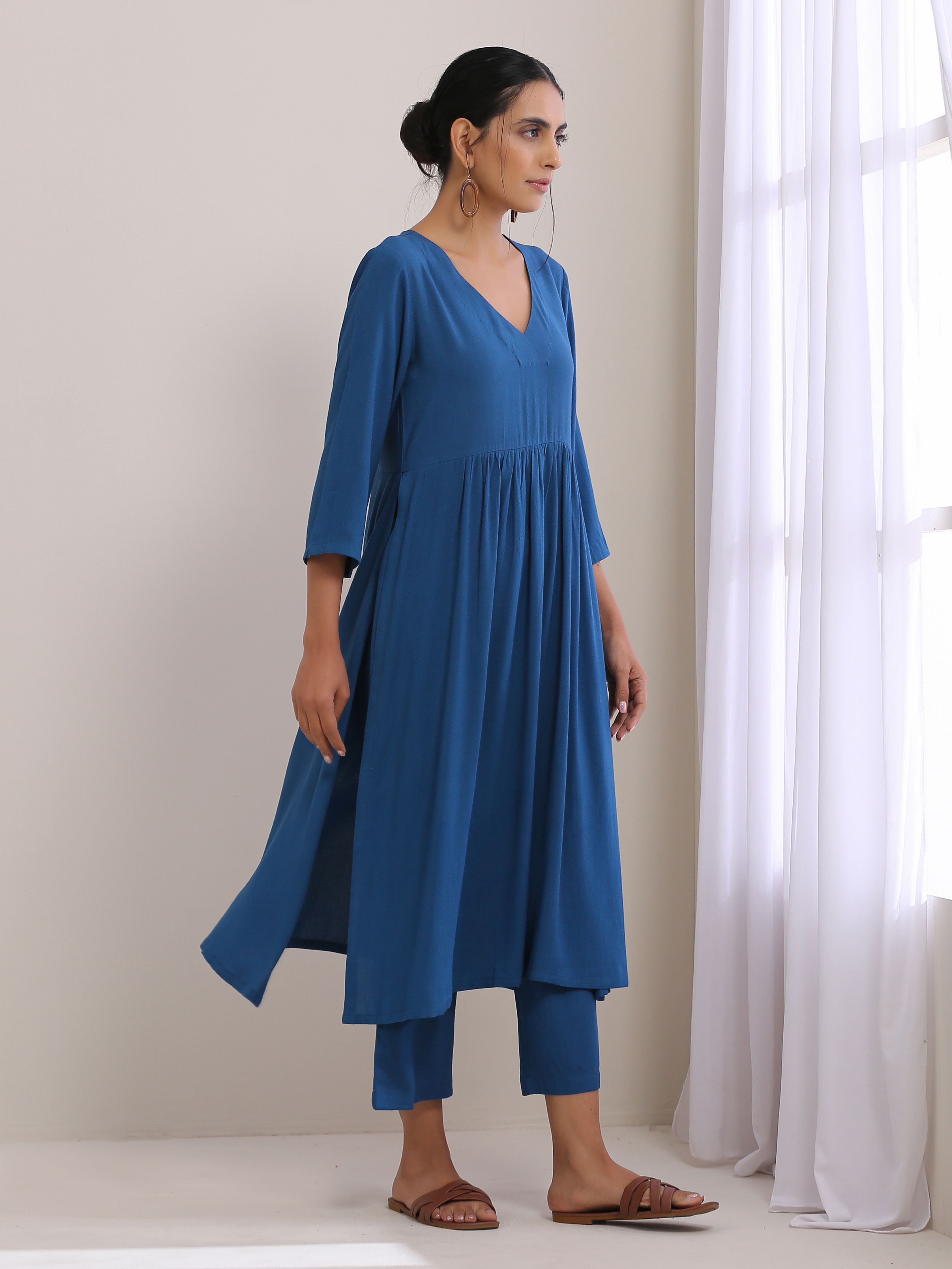 trueBrowns Classic Blue Dobby High Slit Gathered Kurta Set | Grocsy