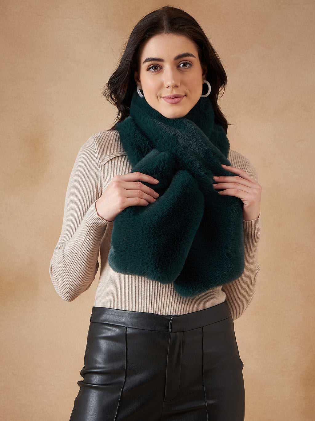 InWeave Women's Dark Teal Faux Fur Neck Warmer | Grocsy