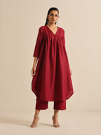 trueBrowns Maroon Slub Gathered Kurta Pant Set | Grocsy