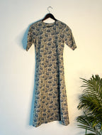 trueBrowns Blue Floral Print Kurta | Grocsy