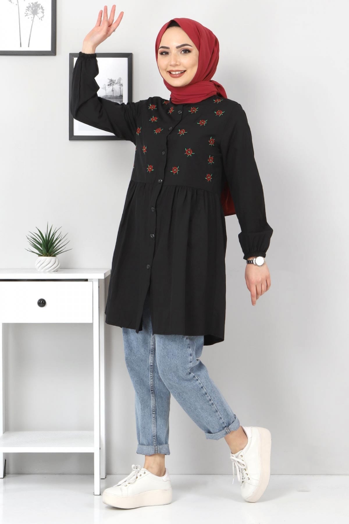 Pimu Muslim Wear Women's Embroidered Top - Black | Grocsy