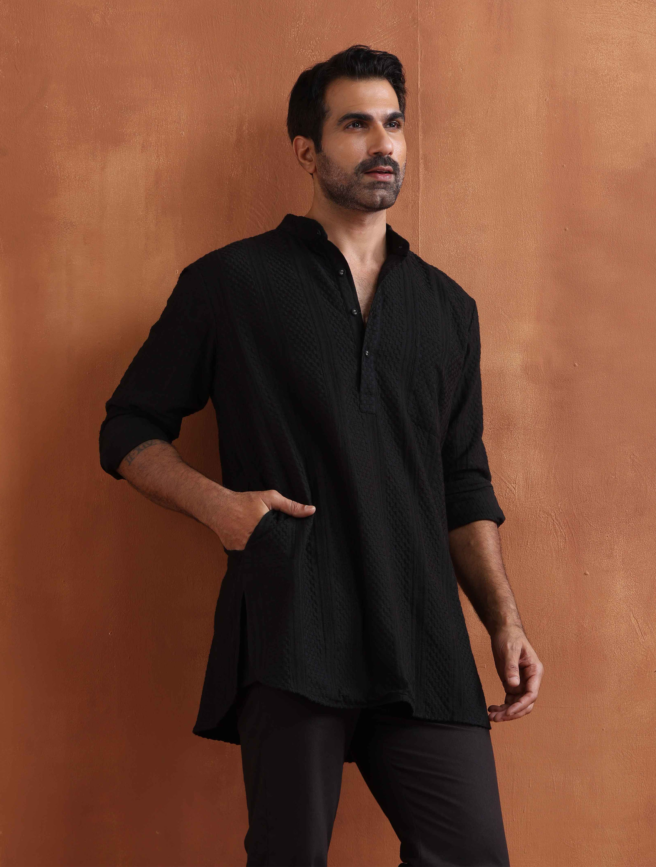 trueBrowns Men's Black Textured Cotton Dobby Short Kurta | Grocsy