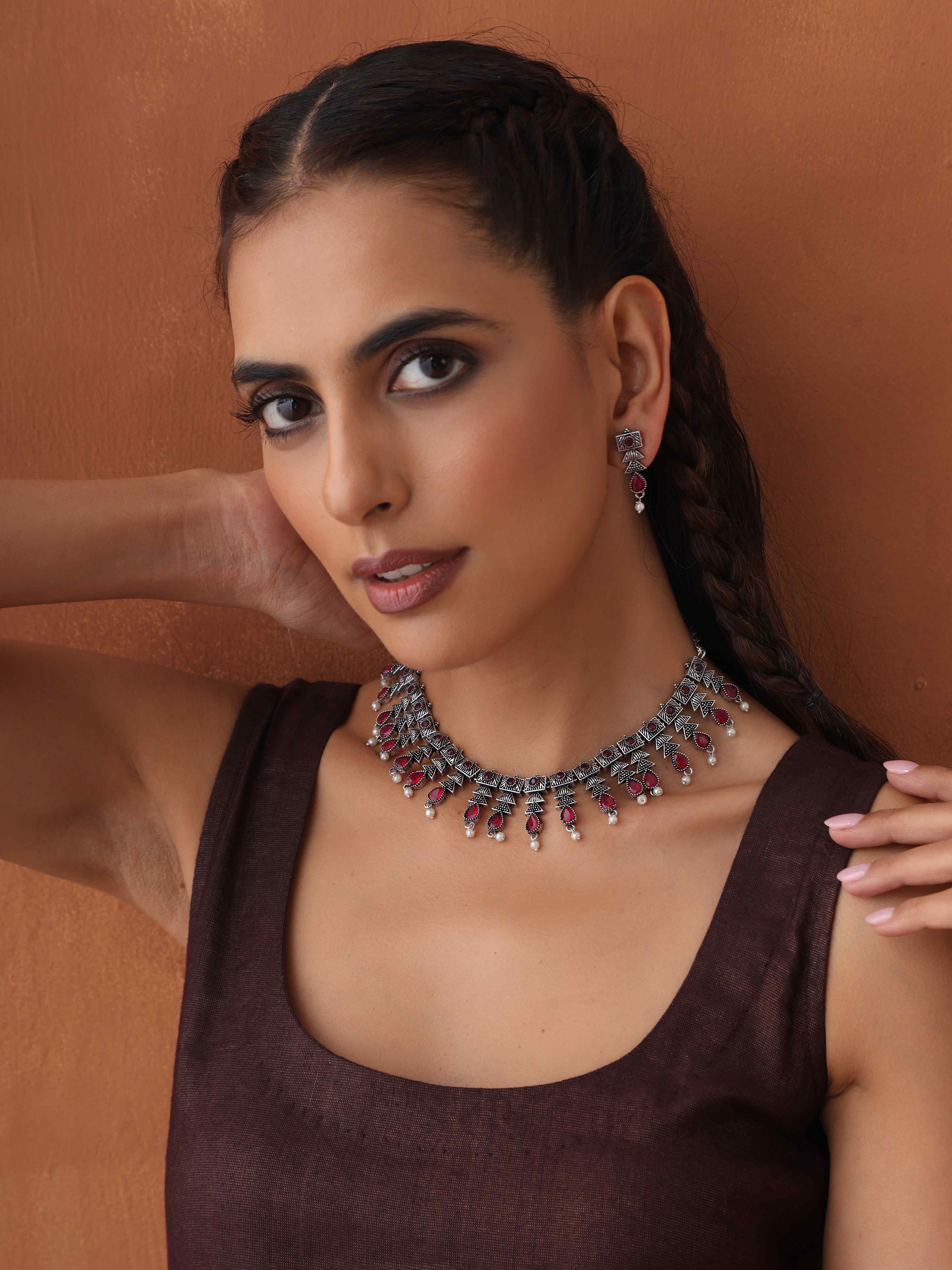 trueBrowns Silver Tone Banjara Necklace Set | Grocsy
