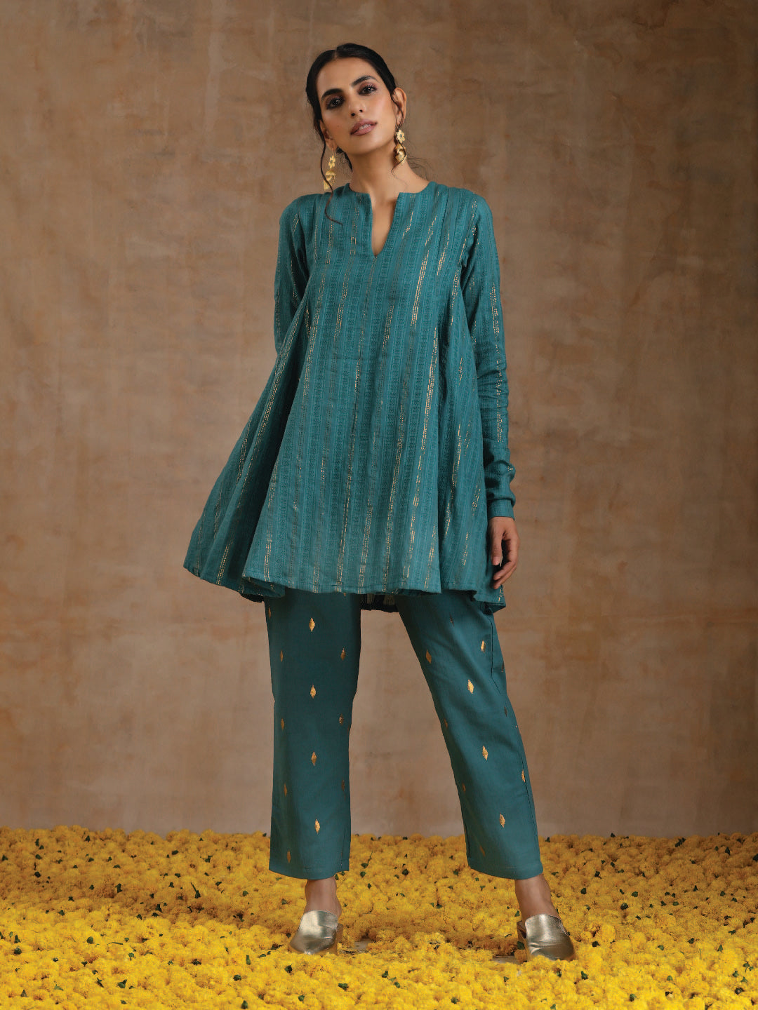 trueBrowns Deep Sea Gold Cotton Flared Co-Ord Set | Grocsy