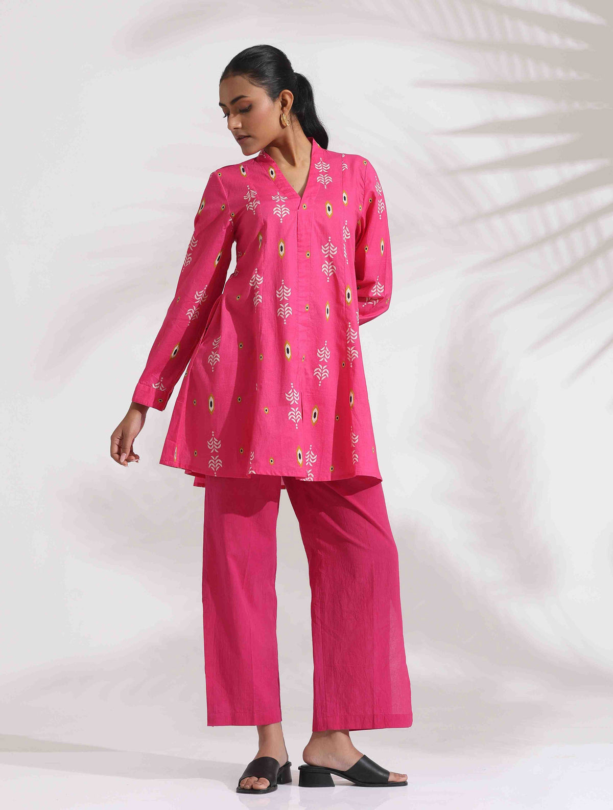 trueBrowns Pink Cotton Print Flared Top Co-ord Set | Grocsy