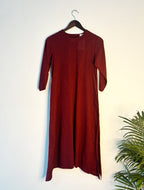 trueBrowns Maroon Slub Straight Kurta | Grocsy