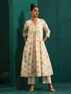 trueBrowns Ivory Peach Cotton Front Gathered Kurta Pant Set | Grocsy