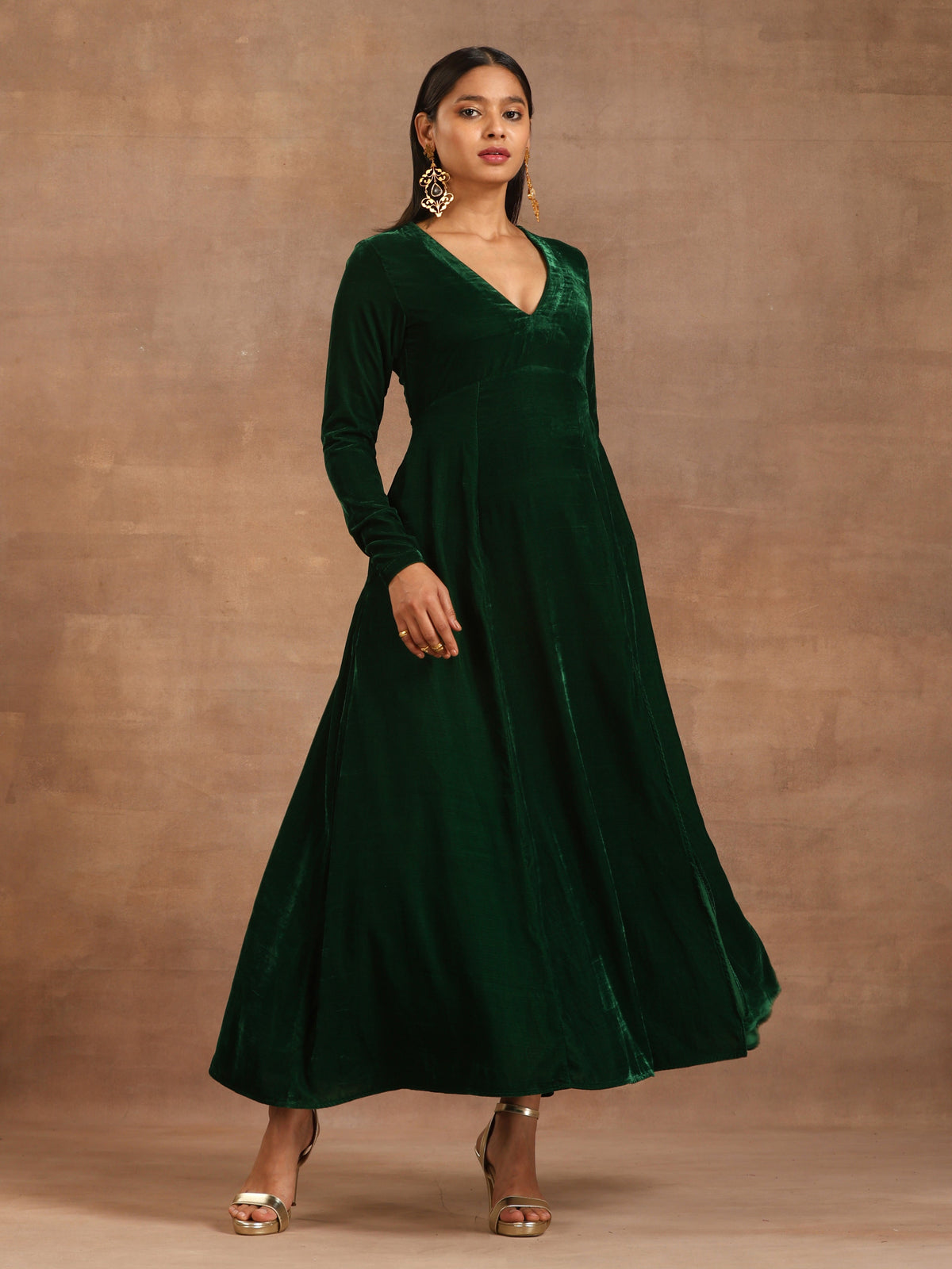 trueBrowns Green Velvet Dress | Grocsy