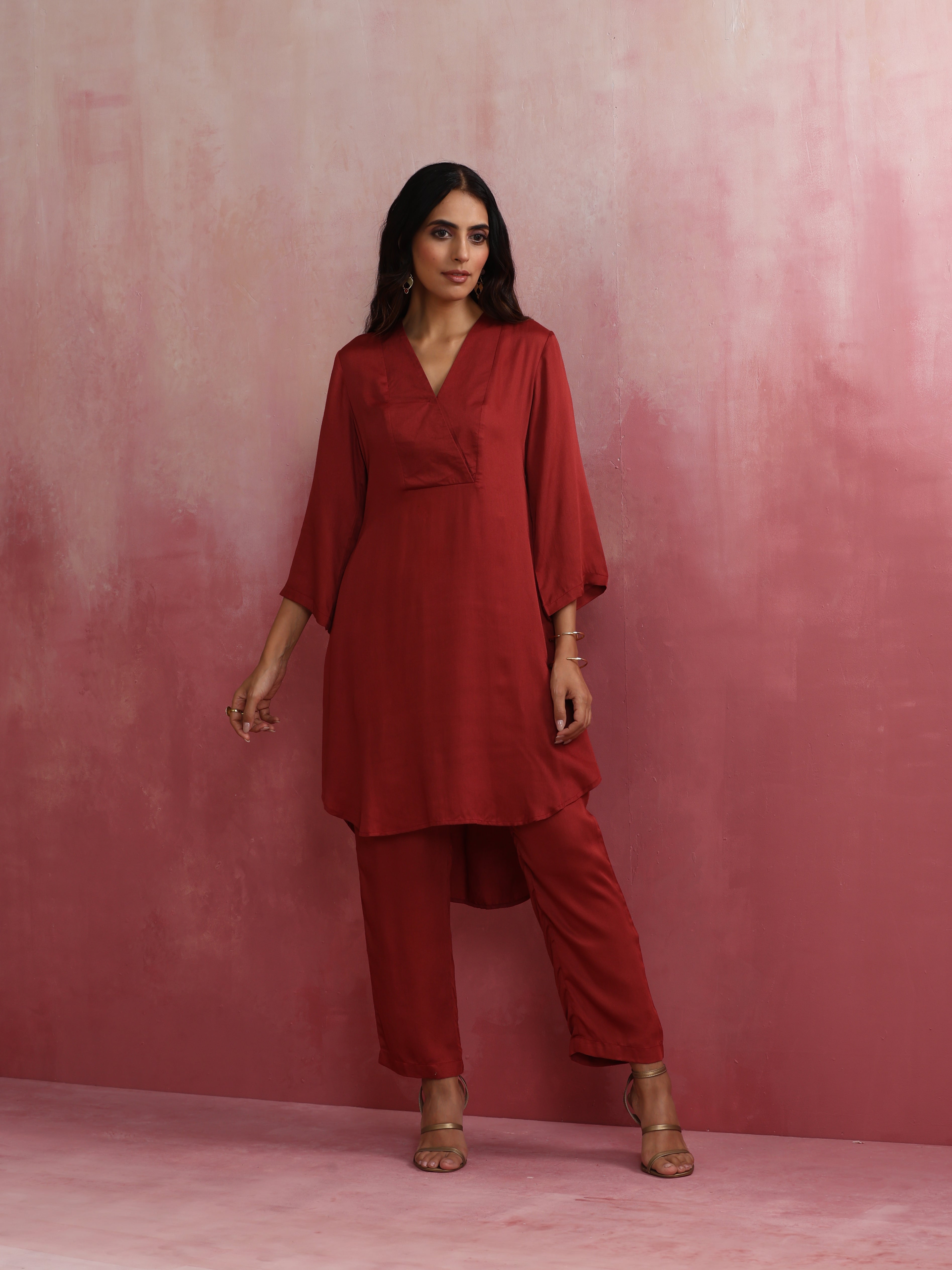 trueBrowns Maroon Modal V Neck Kurta Co-ord Set | Grocsy