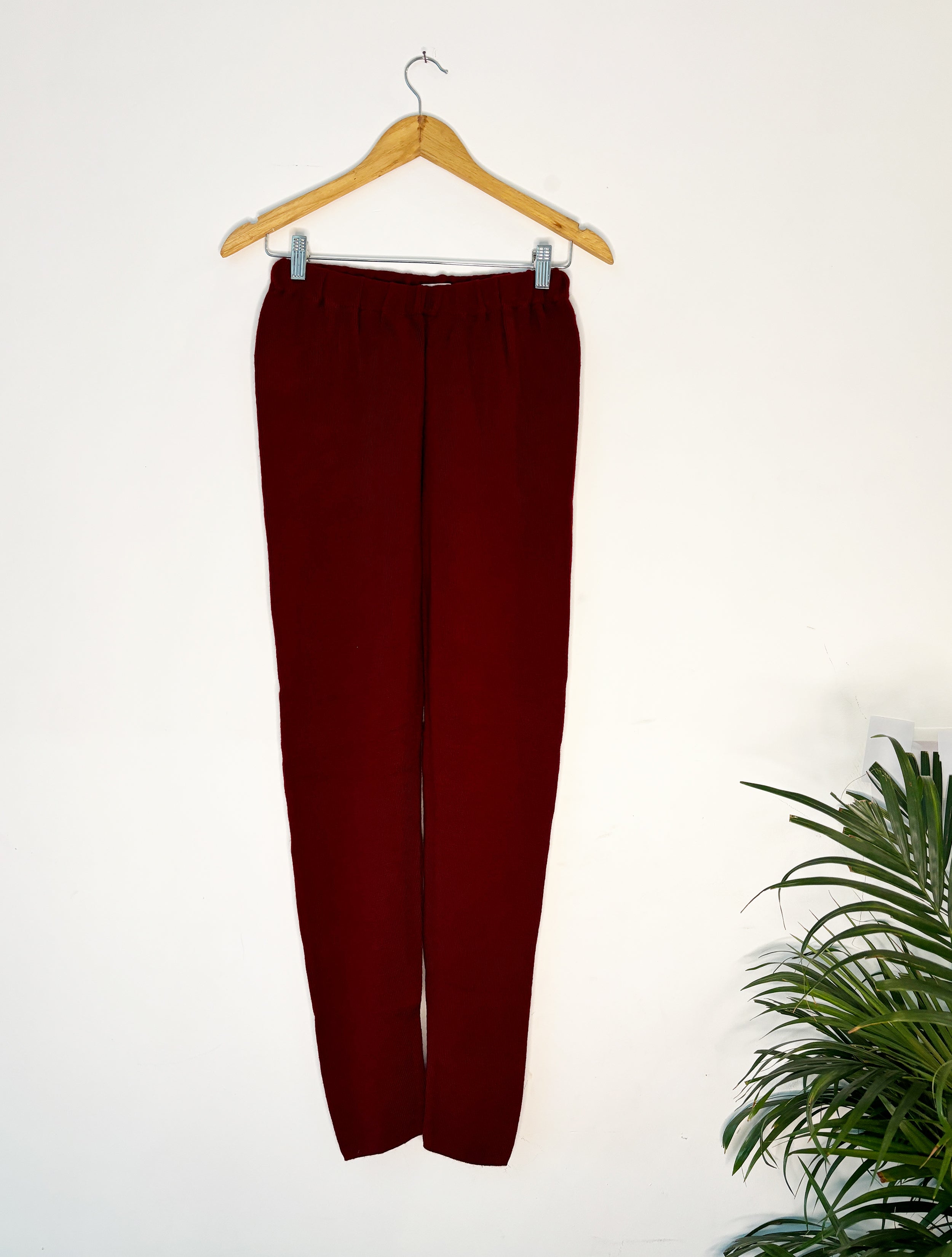 trueBrowns Maroon Wollen Leggings | Grocsy