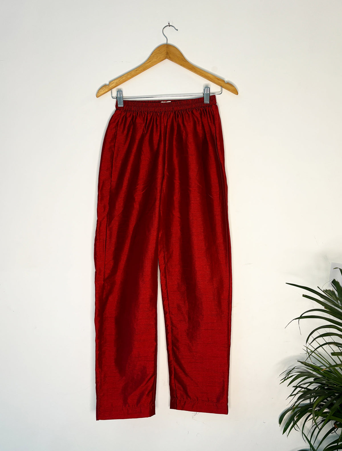 trueBrowns Red Silk Pant | Grocsy