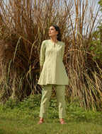 trueBrowns Green Cotton Embroidered Co-ord Set | Grocsy