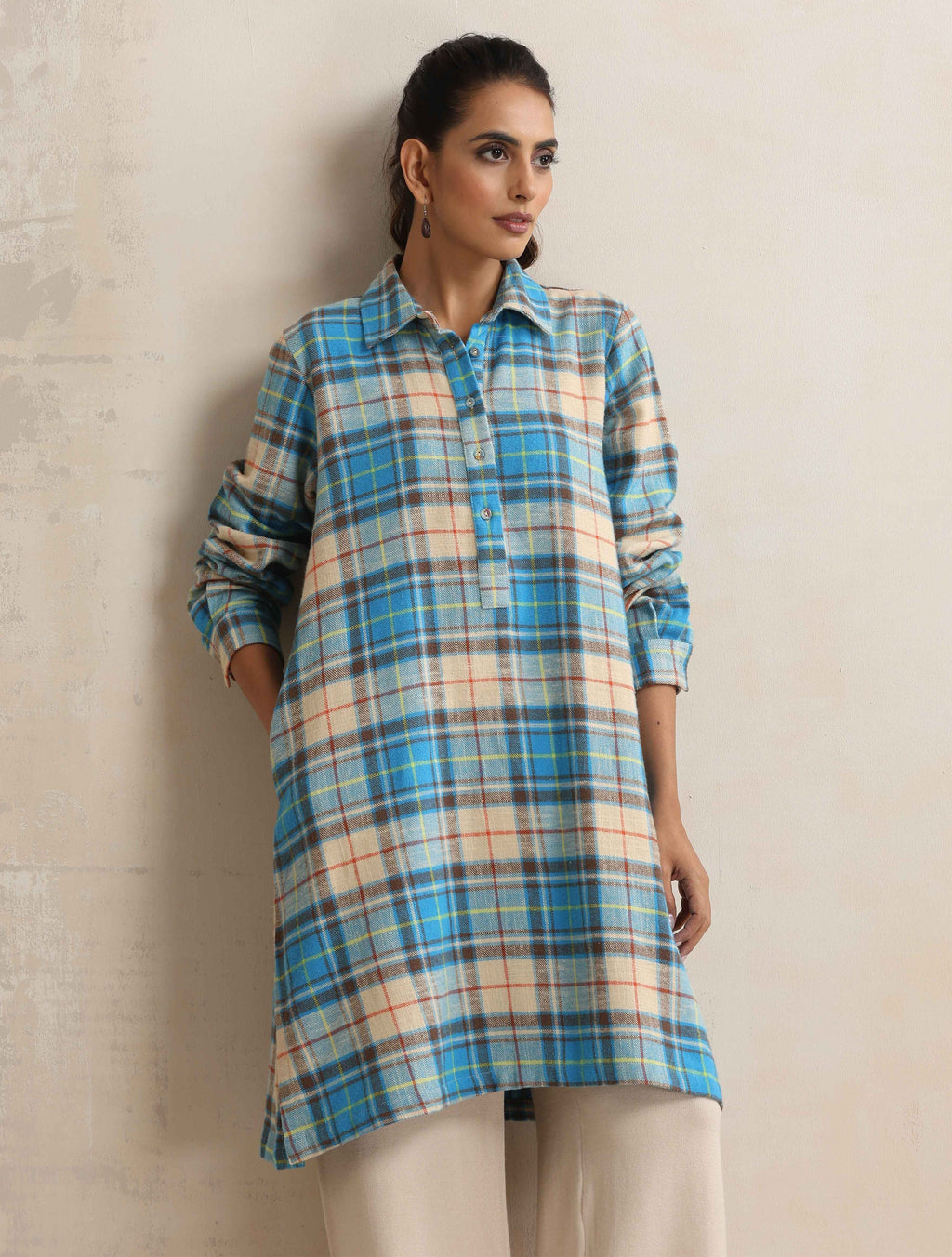 trueBrowns Beige Check Winter Top | Grocsy