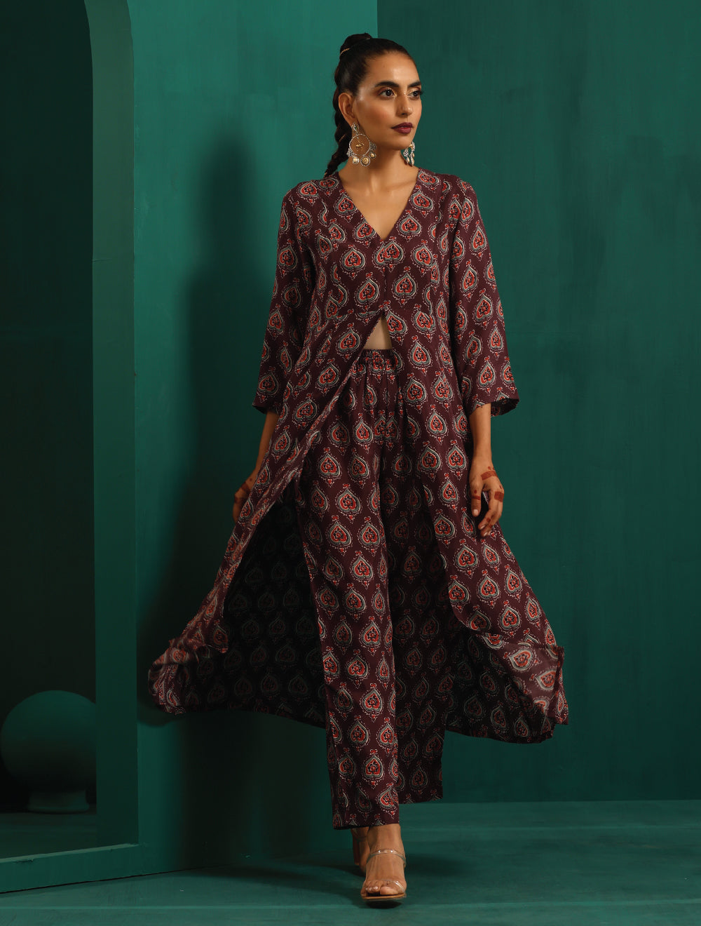 trueBrowns Deep Purple Paan Muslin Silk Printed Front Slit Kurta Pant Set | Grocsy