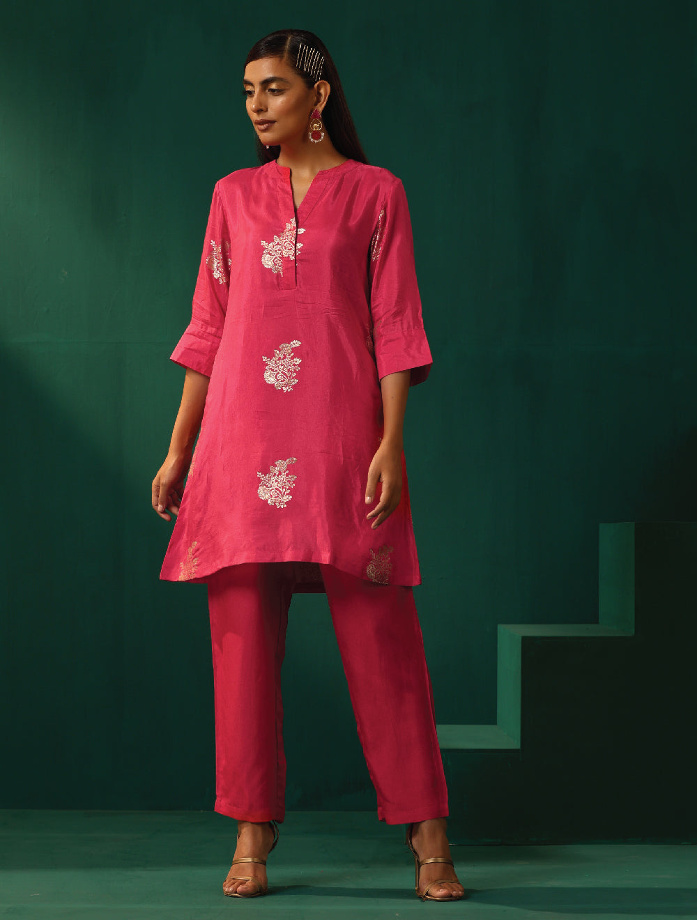 trueBrowns Pink Floral Viscose Silk Round Neck Co-ord Set | Grocsy