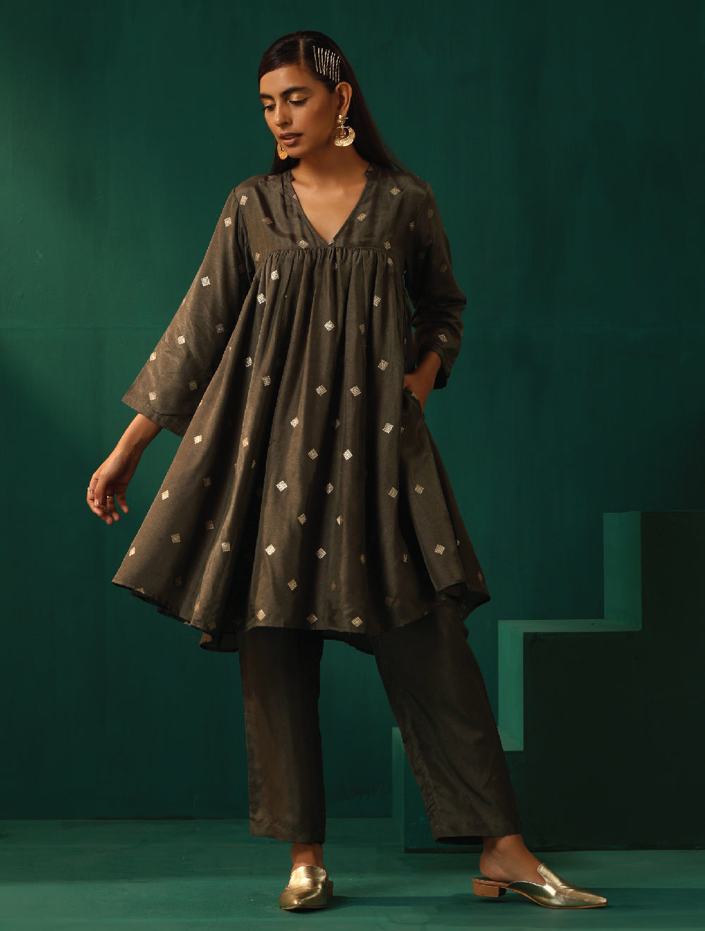 trueBrowns Grey Diamond Viscose Silk Yoke Gathered Co-ord Set | Grocsy