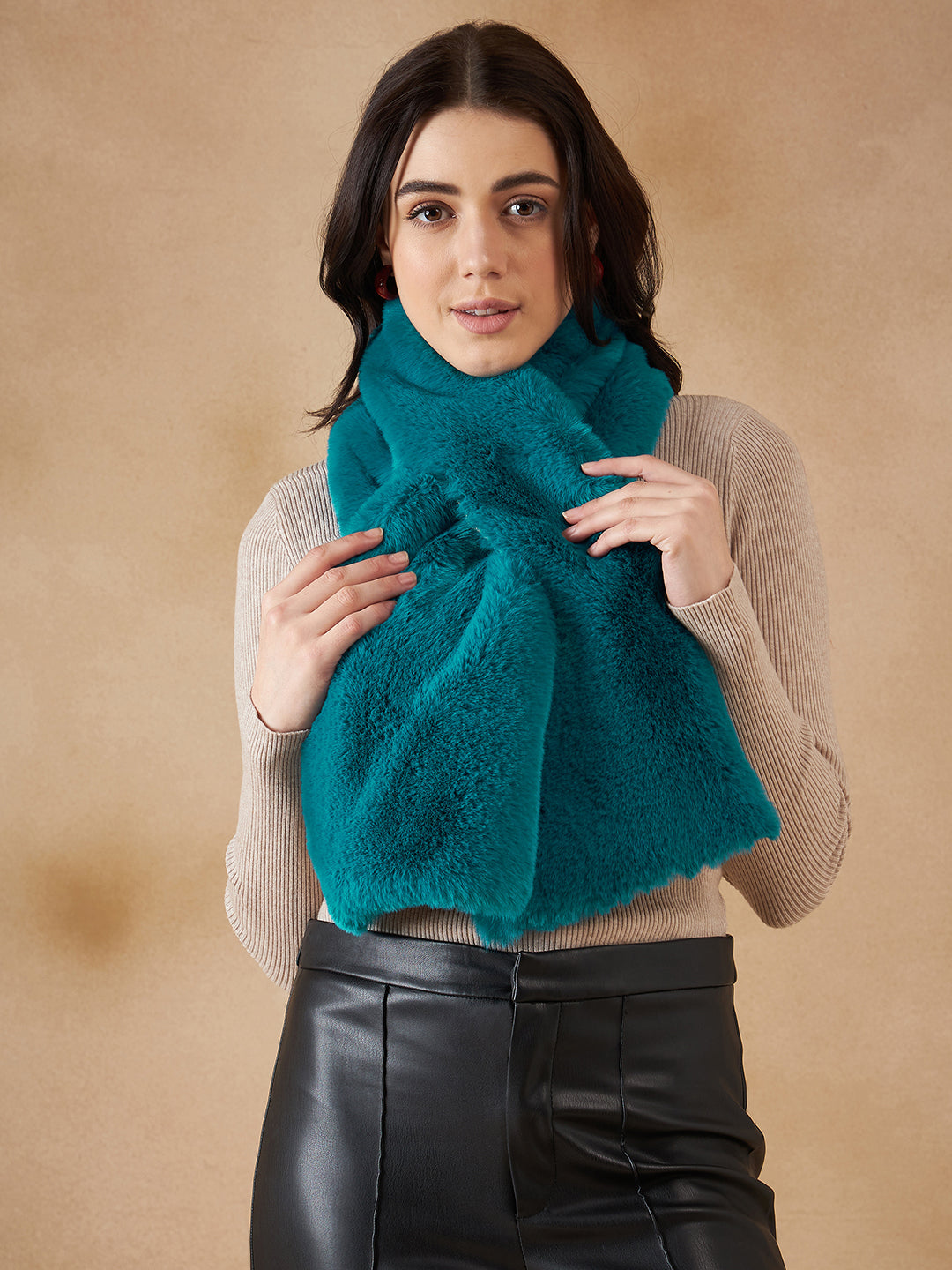 InWeave Women's Cyan Blue Faux Fur Neck Warmer | Grocsy