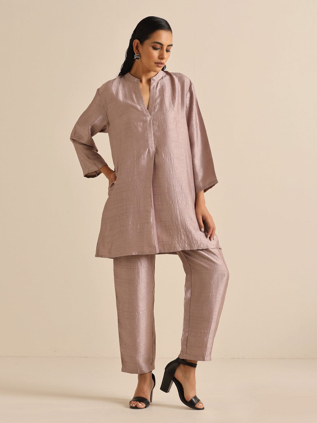 trueBrowns Grey Silk Texture Relaxed Co-Ord Set | Grocsy