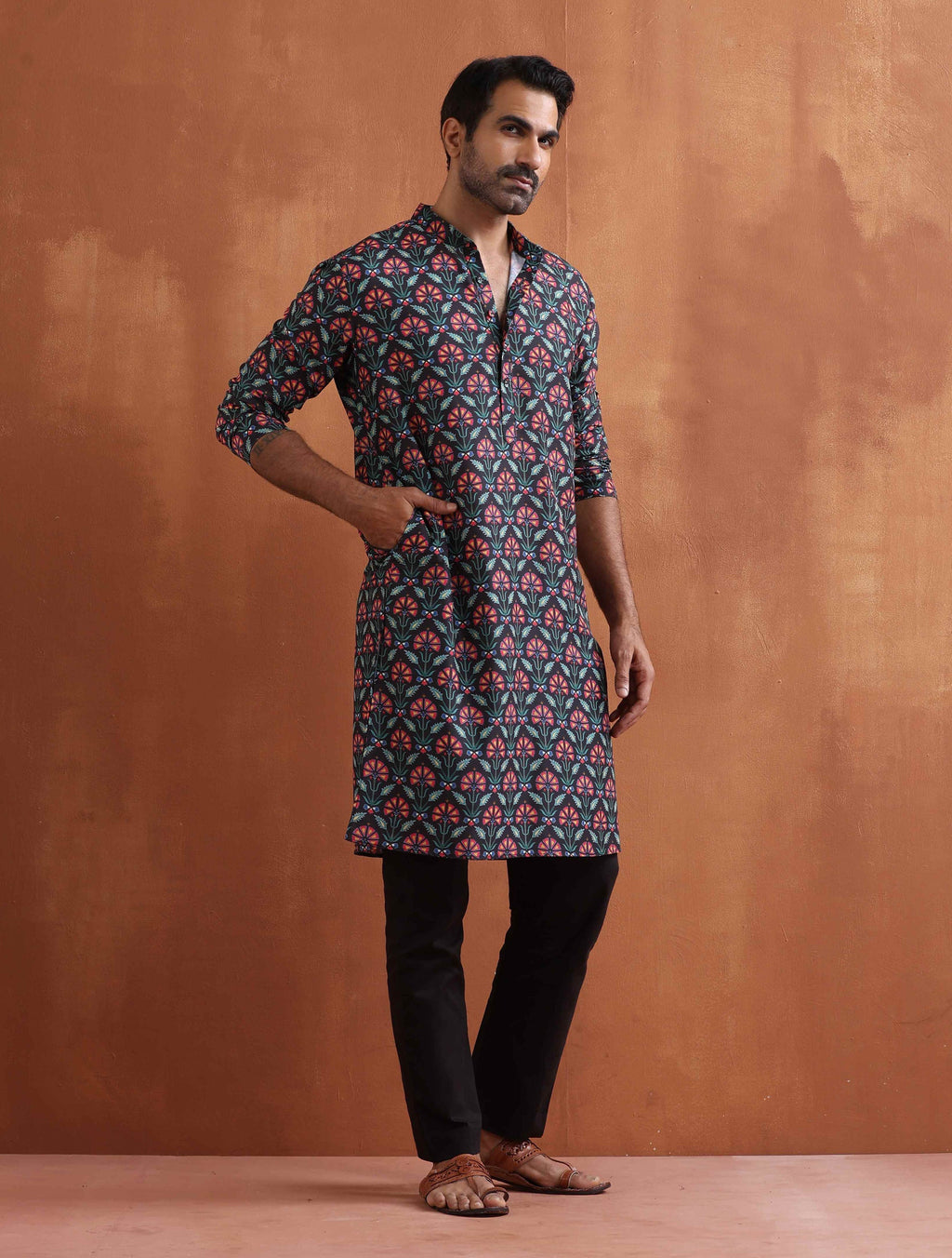 trueBrowns Men's Black Floral Printed Kurta | Grocsy