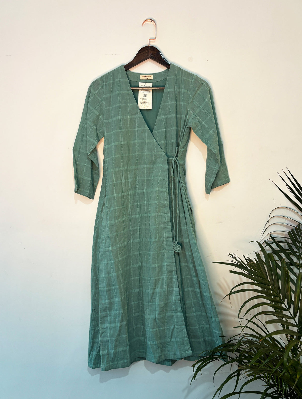 trueBrowns Blue Square Dobby Kurta Set | Grocsy