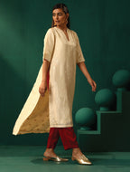 trueBrowns Ivory Geometric Floral Viscose Silk High Low Kurta Pant Set | Grocsy