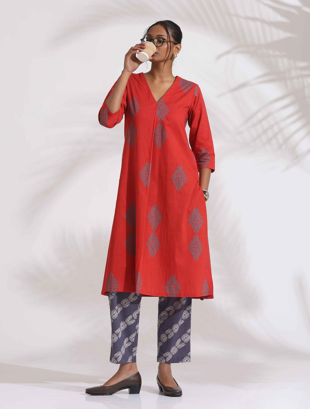 trueBrowns Red Cotton Print Kurta Set | Grocsy