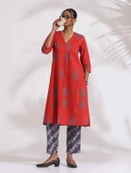 trueBrowns Red Cotton Print Kurta Set | Grocsy