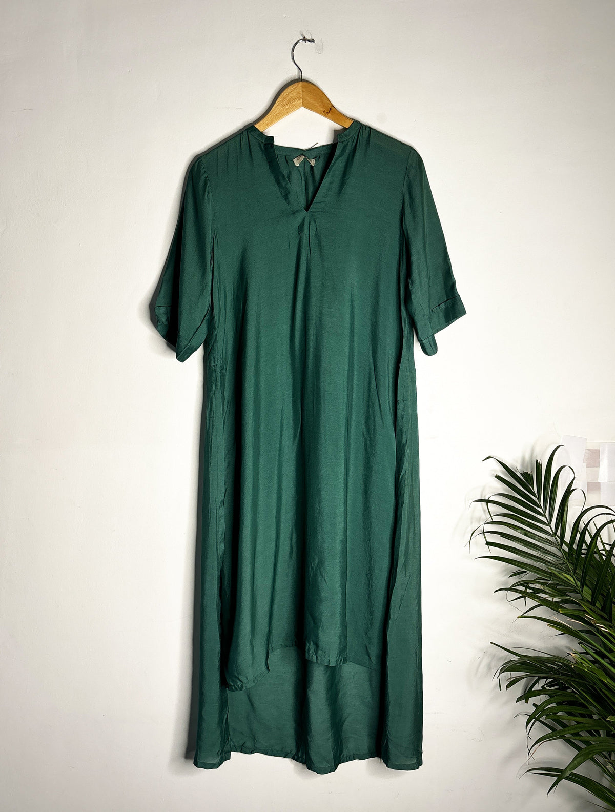 trueBrowns Green Modal Kurta | Grocsy