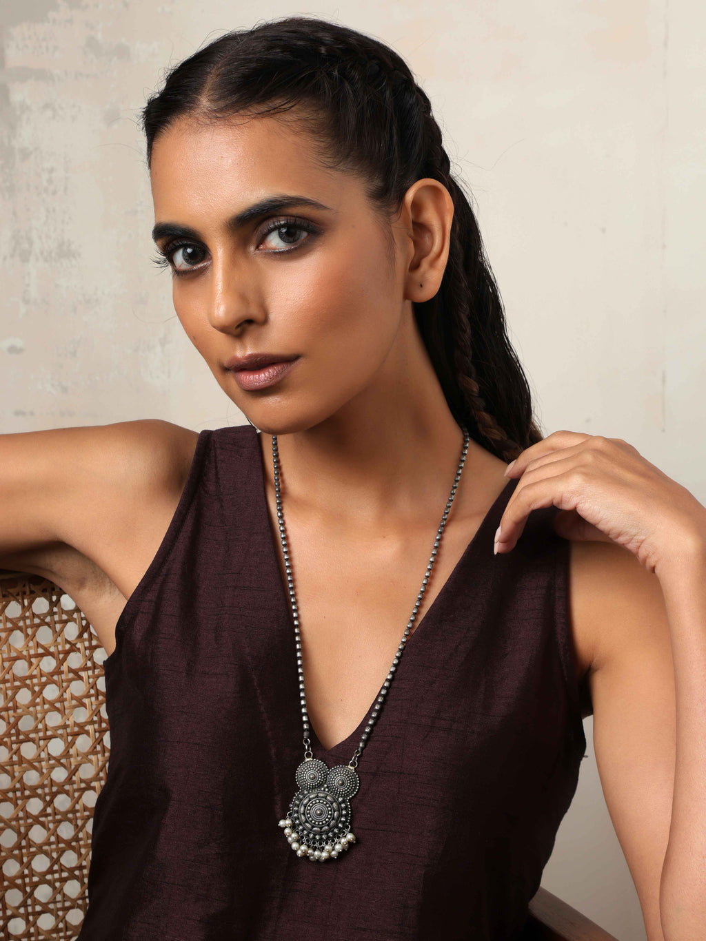 trueBrowns Silver Tone Pearl Drop Pendant Chain | Grocsy