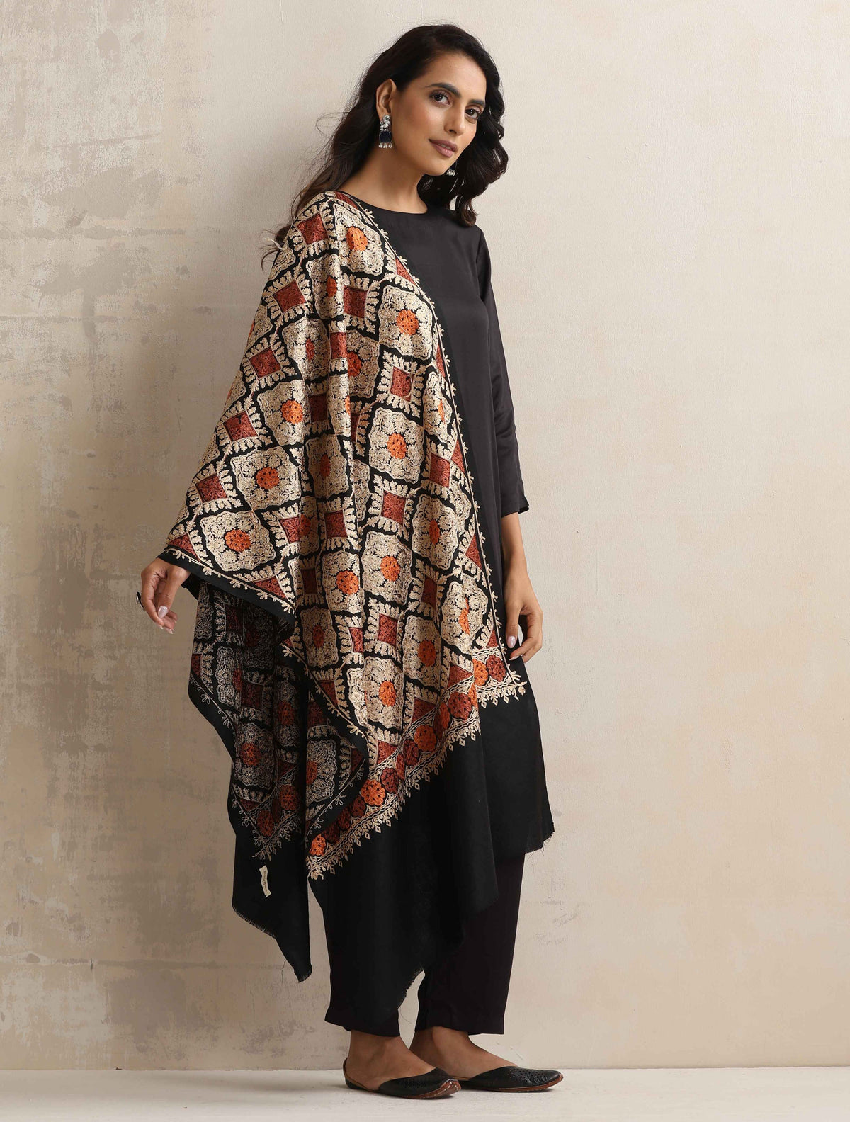trueBrowns Black Embroidered Woollen Stole | Grocsy